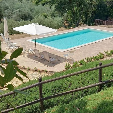 הוילה Baschi Borgo Buciardella מראה חיצוני תמונה