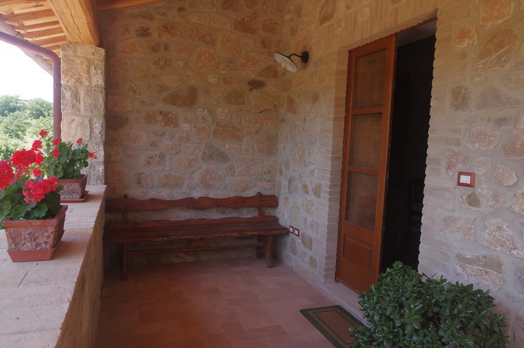 הוילה Baschi Borgo Buciardella מראה חיצוני תמונה
