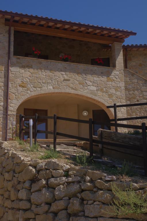 הוילה Baschi Borgo Buciardella מראה חיצוני תמונה