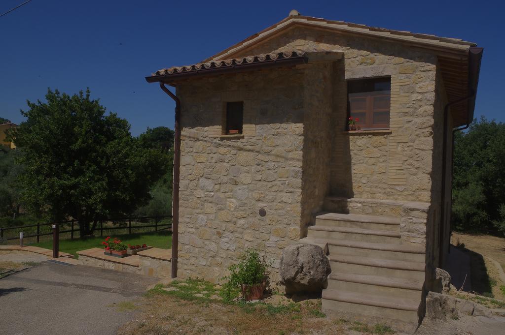 הוילה Baschi Borgo Buciardella מראה חיצוני תמונה