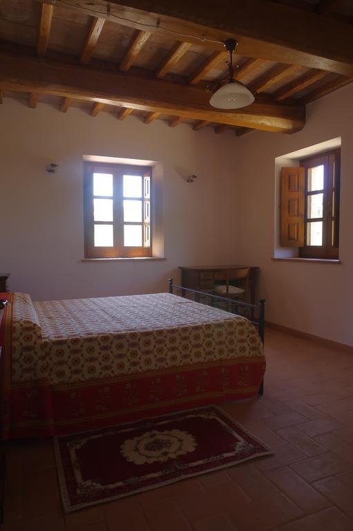 הוילה Baschi Borgo Buciardella מראה חיצוני תמונה