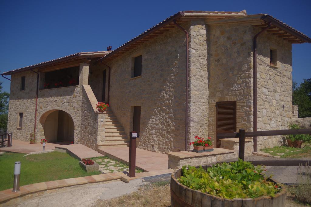 הוילה Baschi Borgo Buciardella מראה חיצוני תמונה